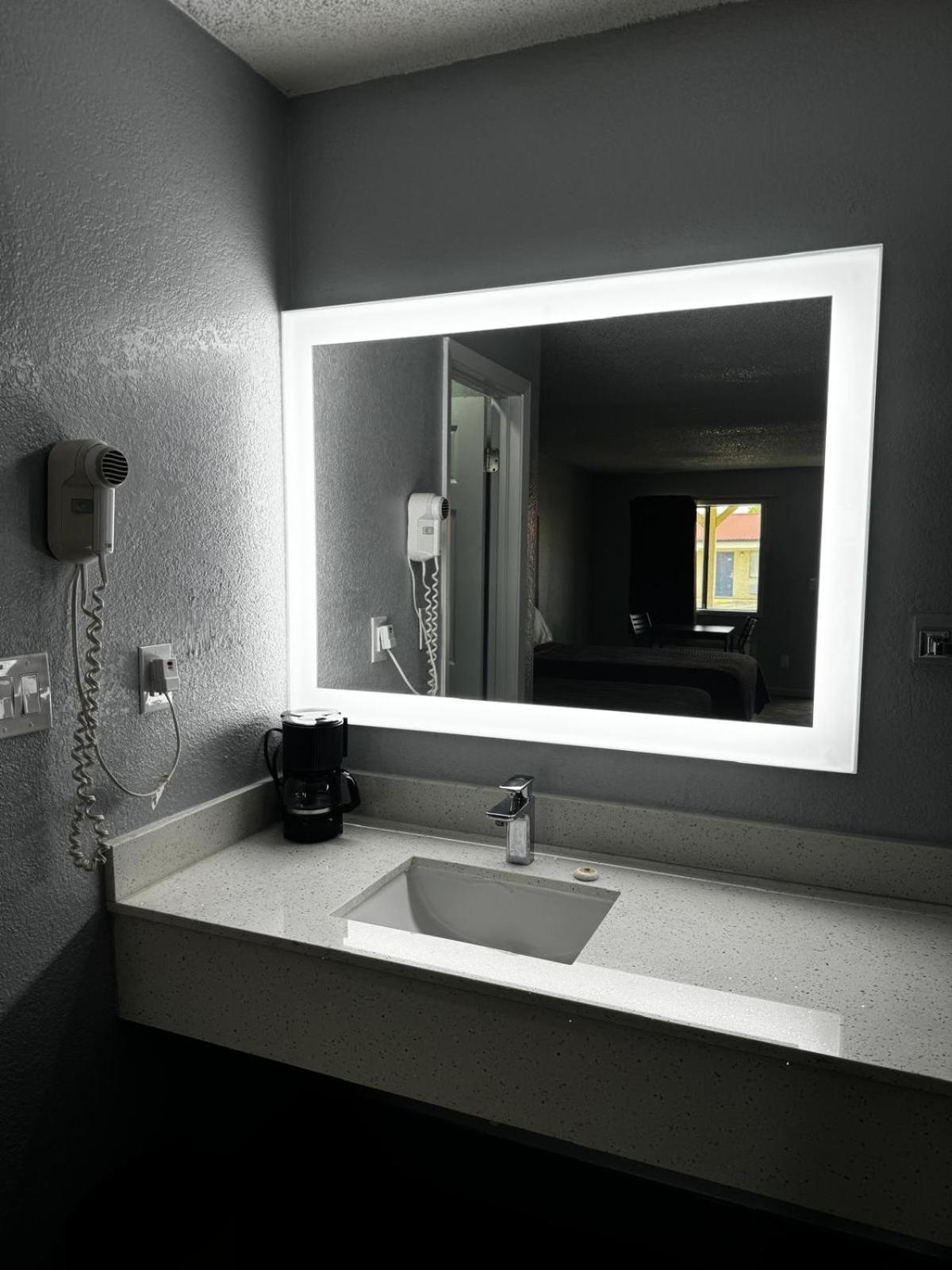 Lone Star Inn Cisco エクステリア 写真